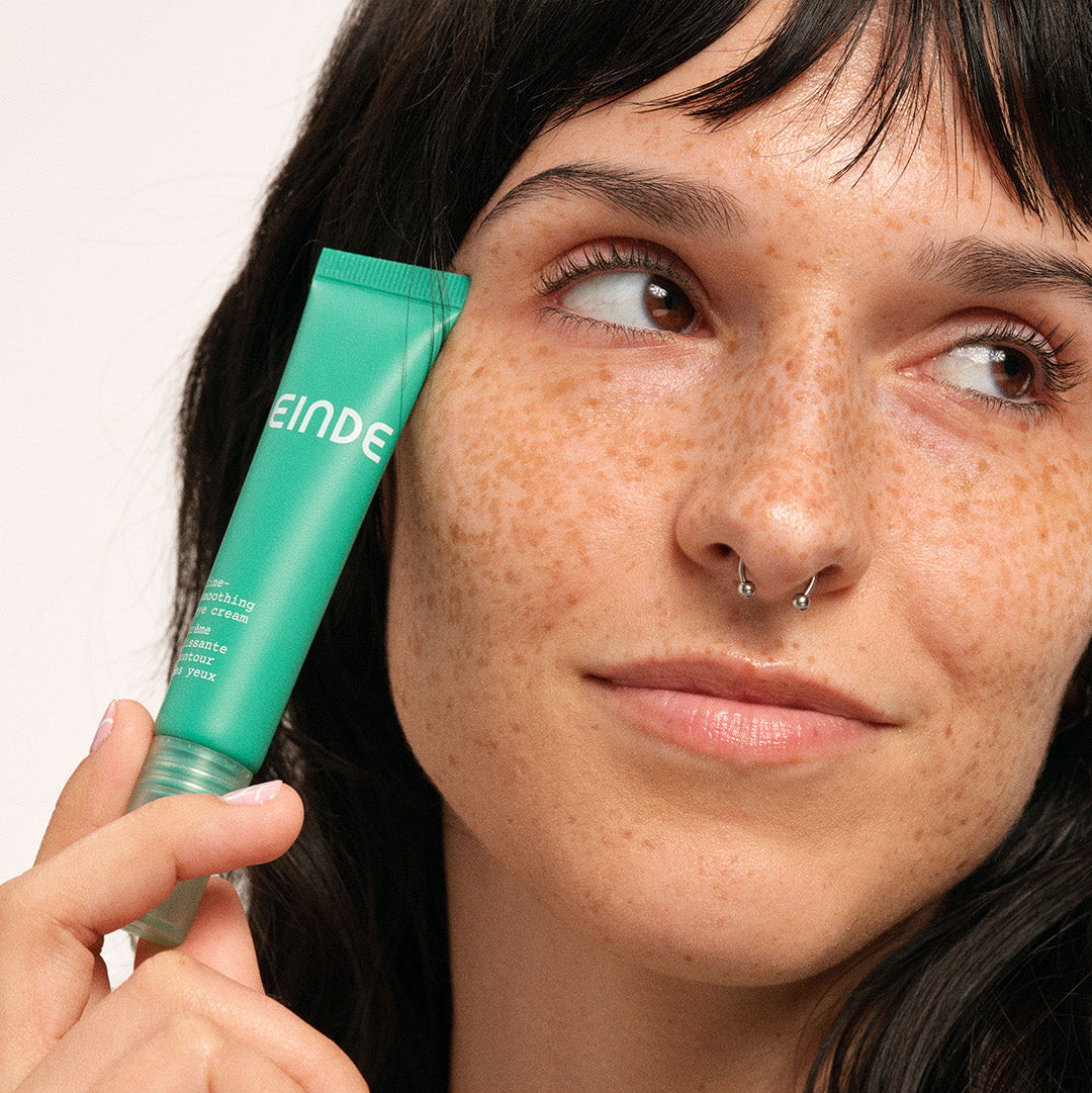 Line-Smoothing Eye Cream