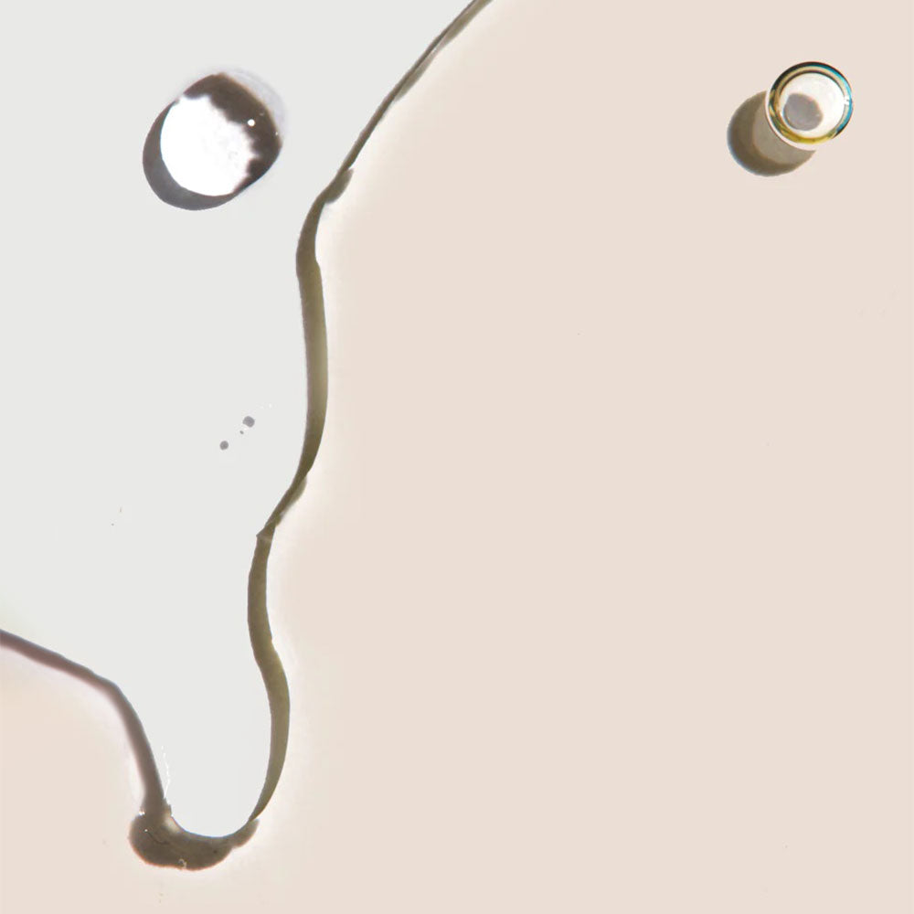 Multi-tone background with liquid drops