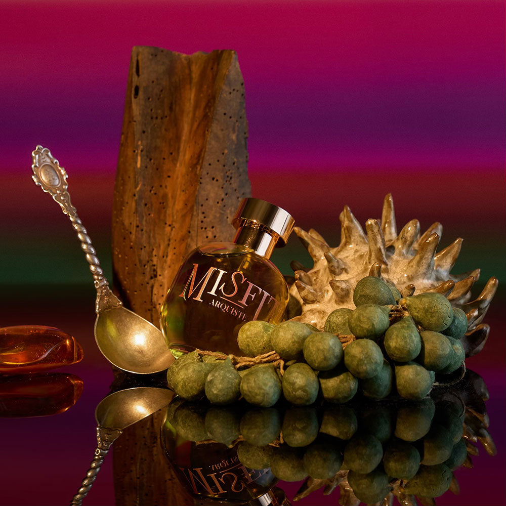 Misfit perfume among various shapes and objects